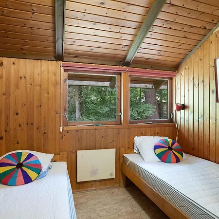 Hotel Classic Timber Summerhouse On A Large Private Block Hornbæk